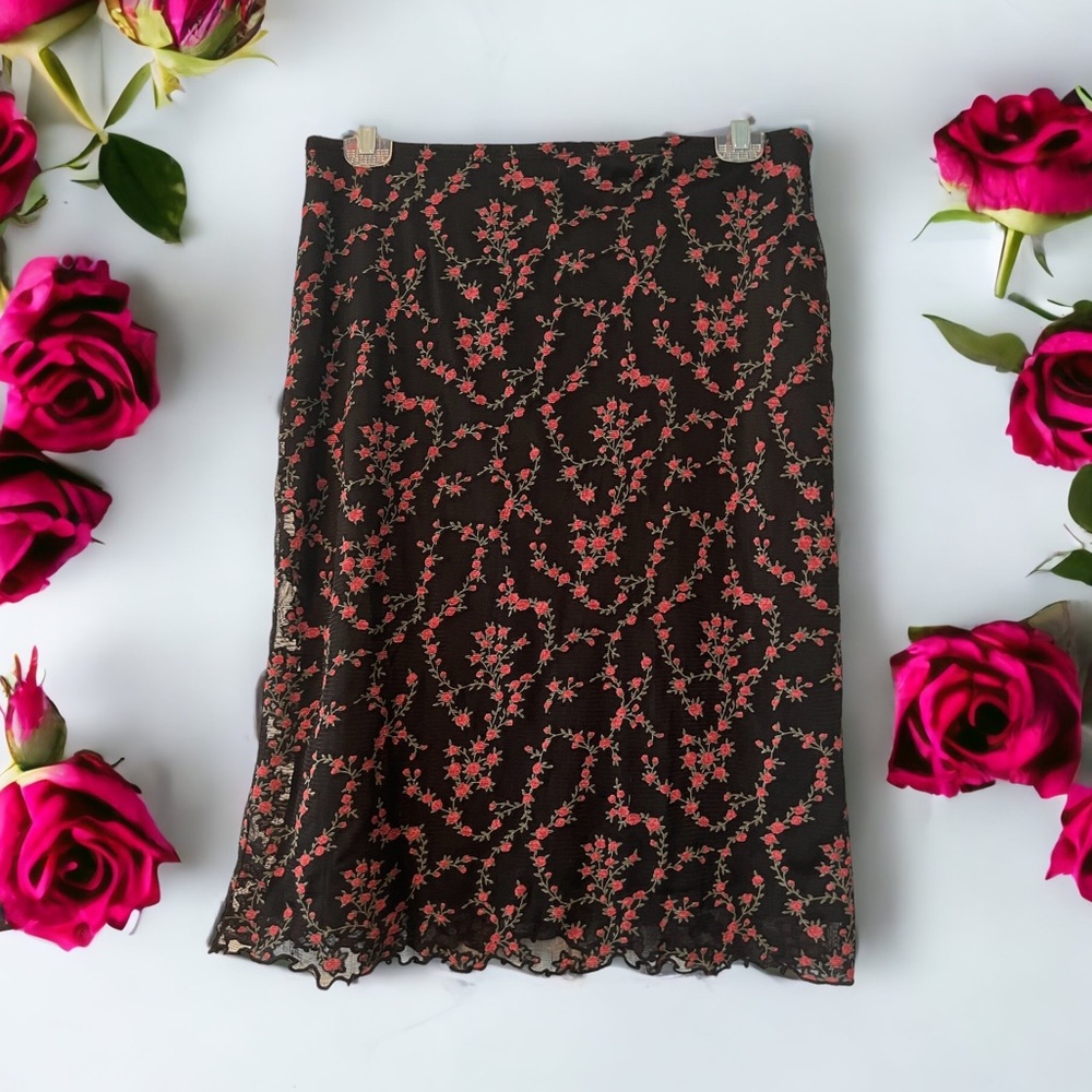 Size medium black and pink roses mesh overlay skirt